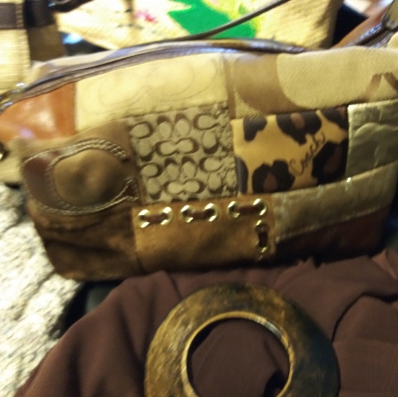 Handbags and purses - Picture 5 of 8